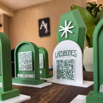 Εταιρικό QR VI