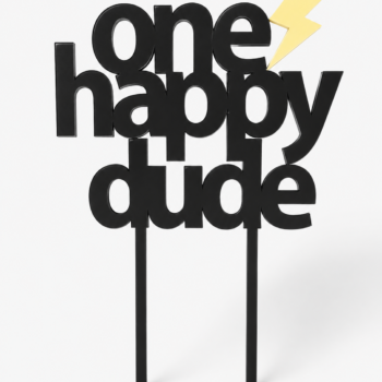 Custom cake topper One Happy Dude από μαύρο και κίτρινο plexiglass σε παιδική τούρτα γενεθλίων
